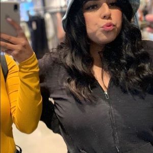 Meet your Posher, Sabrina